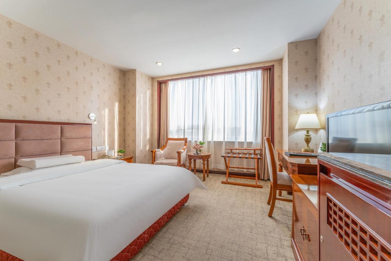 Baoding Zhong Yin Hotel Exterior photo