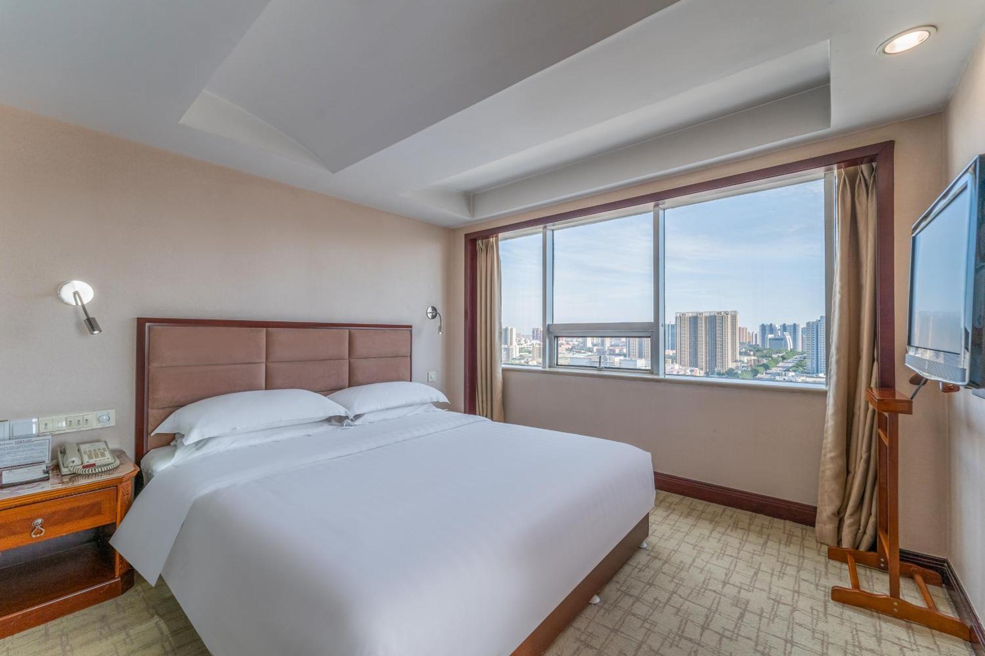 Baoding Zhong Yin Hotel Exterior photo