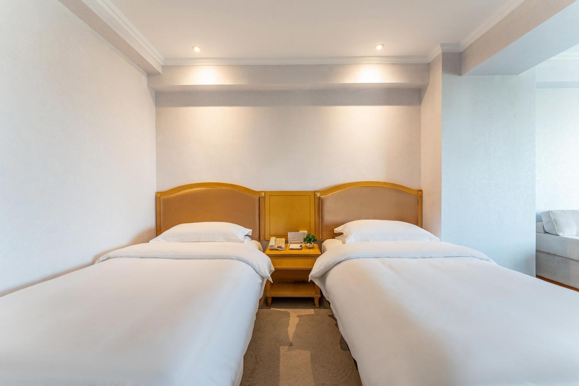 Baoding Zhong Yin Hotel Exterior photo