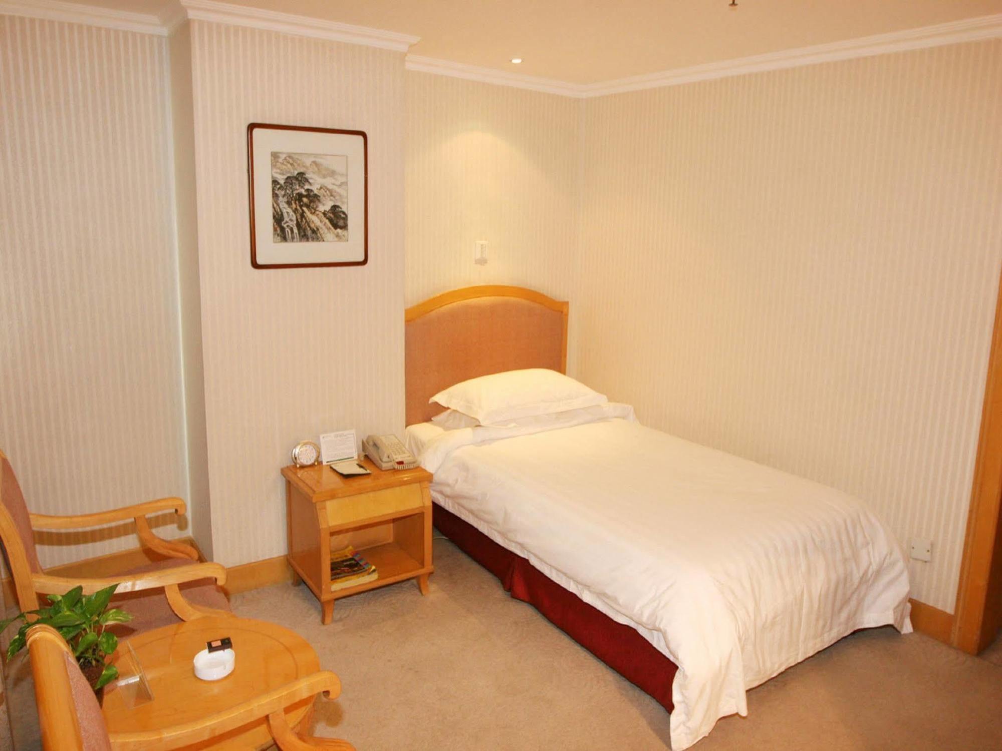 Baoding Zhong Yin Hotel Exterior photo