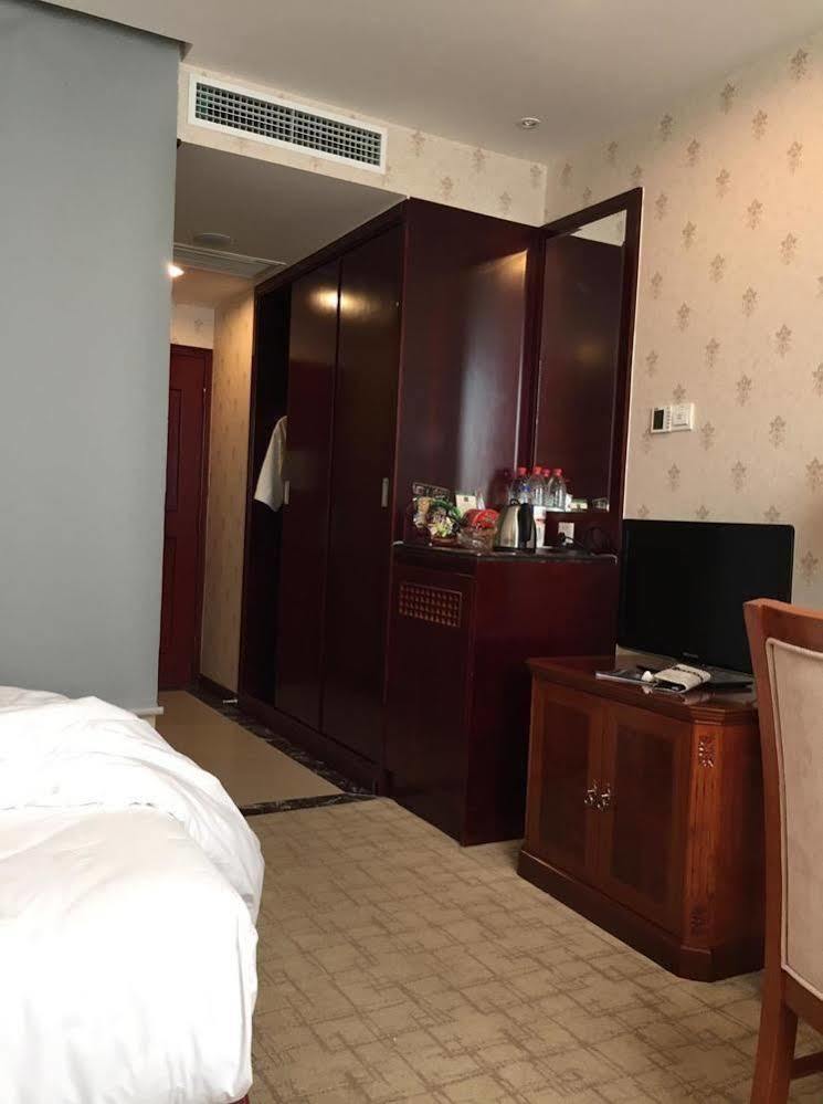 Baoding Zhong Yin Hotel Exterior photo