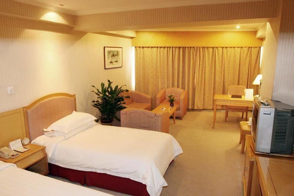 Baoding Zhong Yin Hotel Exterior photo