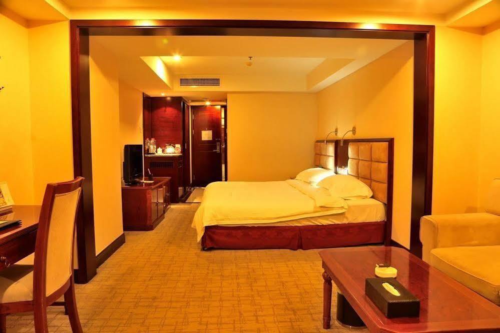 Baoding Zhong Yin Hotel Exterior photo